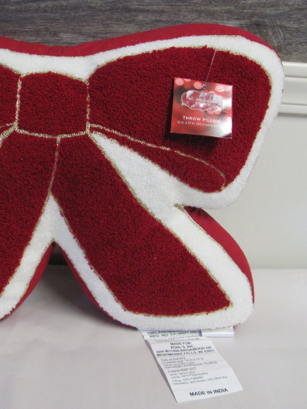 ST NICHOLAS SQUARE CHRISTMAS PILLOW NWT - Picture 4 of 6